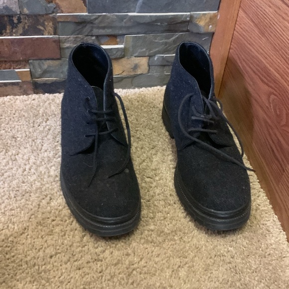 Emporio Armani dark gray/ black wool hiker boots 37 (7 1/2) 1030 - Picture 3 of 8
